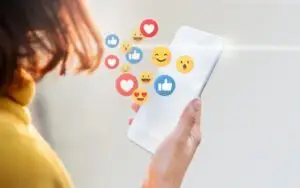 How B2B Companies Maintain Brand Consistency Across Social Media 10 How b2b companies stay recognizable without getting repetitive